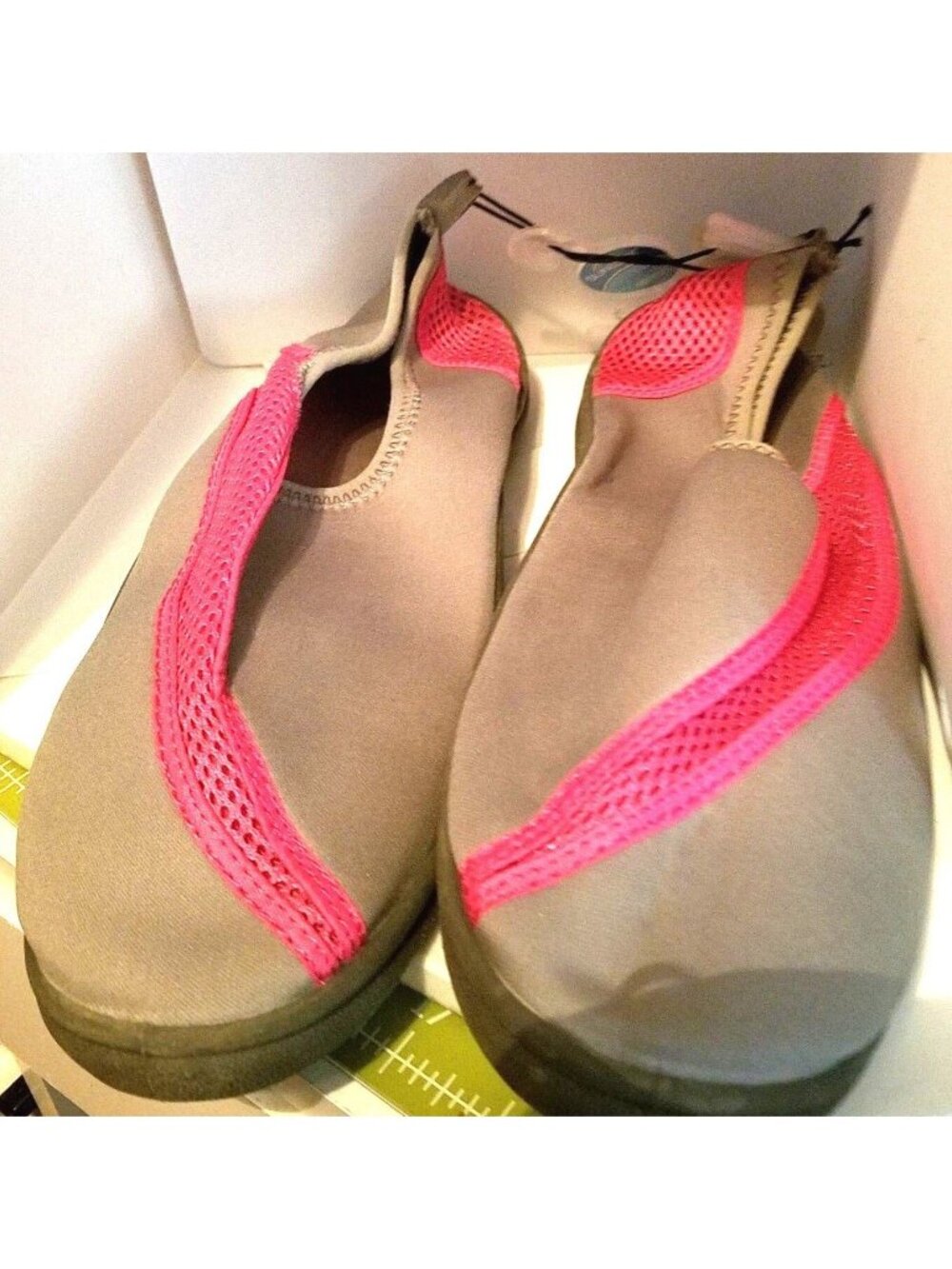 Shoes Water Shoes Size 7 - 8  Swim Pink & Grey Women's Aqua Rubber Sole